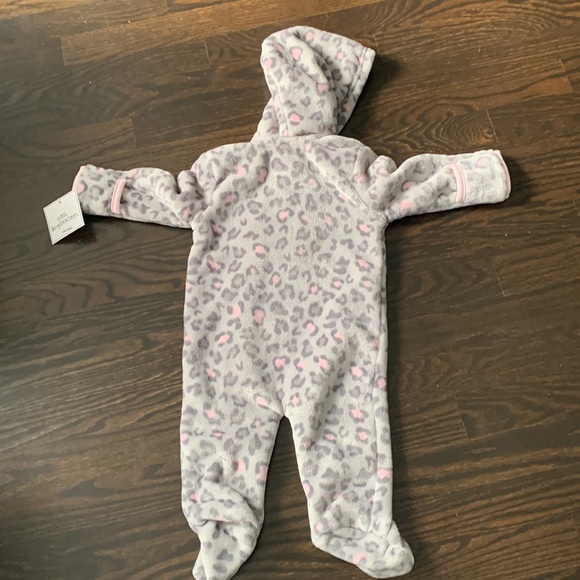 NWT Little Beginnings Leopard Gray and Pink Onesie size 3-6months for girls - Picture 7 of 7